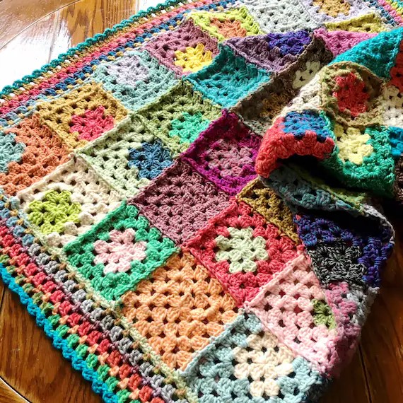 Copertina a uncinetto